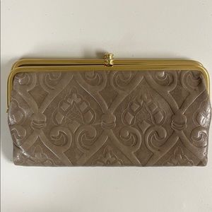 Hobo International “Lauren” wallet clutch Beige